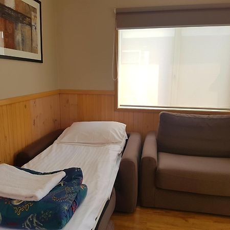 Canberra Carotel Motel Екстер'єр фото