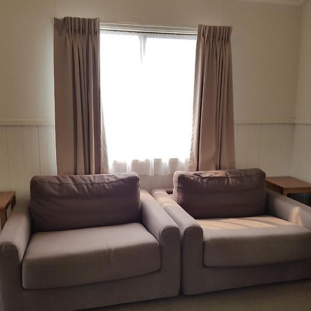 Canberra Carotel Motel Екстер'єр фото